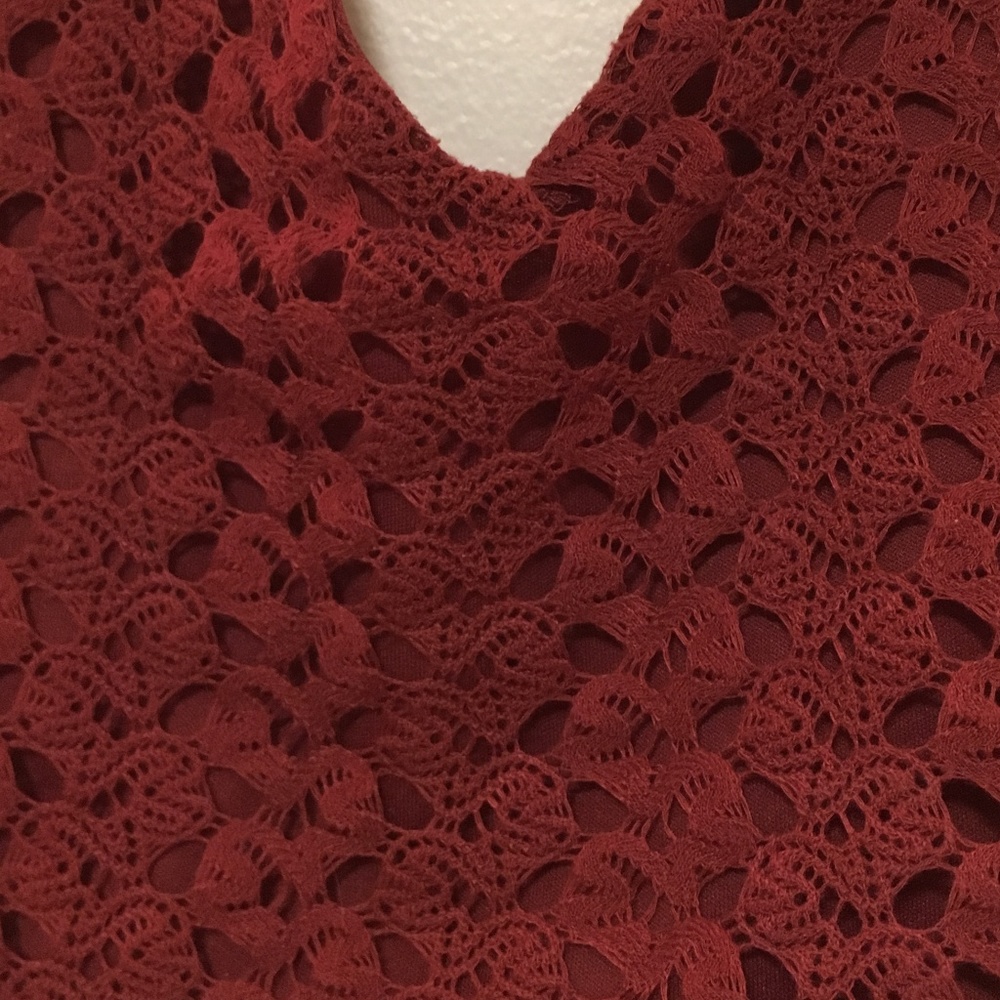 Dark Red/Maroon Lace Double Layer Halter Crop Top - Picture 2 of 4